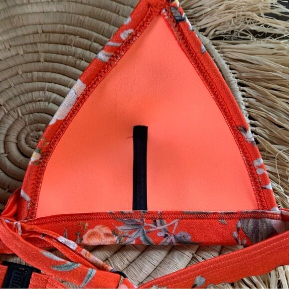 TRIANGL Women’s Triangle Bikini Swim Top Orange Parrot Floral Size Small - Picture 6 of 11